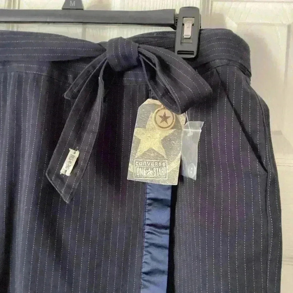 Converse One Star NWT Dark Navy Pinstripe Wrap Skirt. Size 14. - Picture 4 of 10